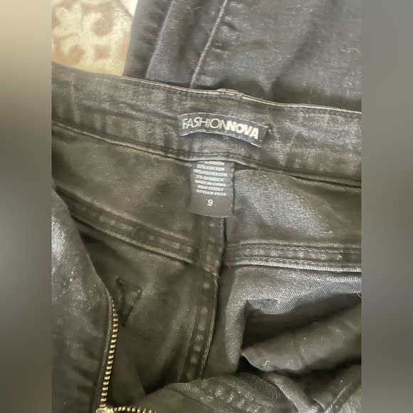 Fashion Nova Jeans - Picture 2 of 3